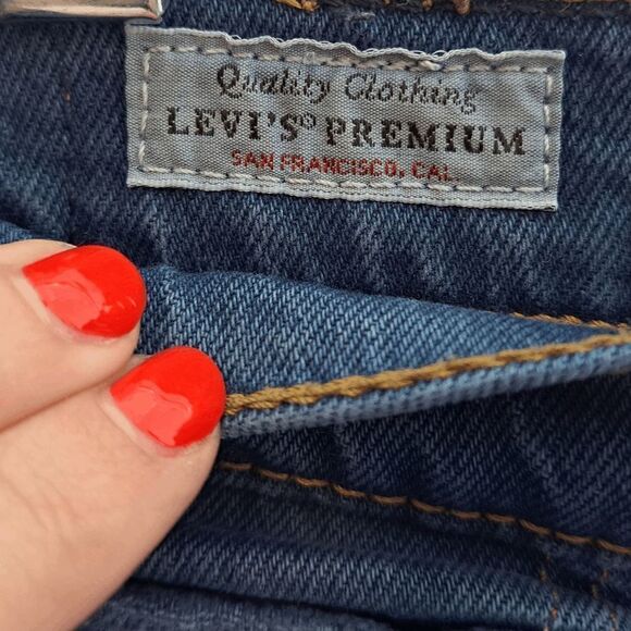 Levi's Premium Wedgie Jeans size 24 - Picture 5 of 9
